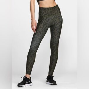 RVCA • High Waist Sport Performance Leggings